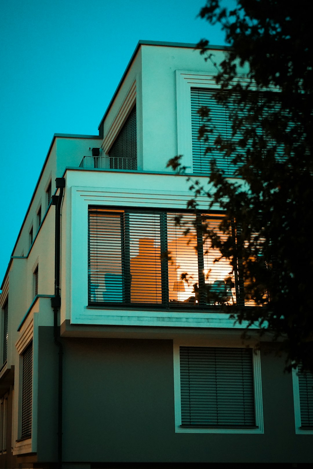 solskjermingsmontør i Asker